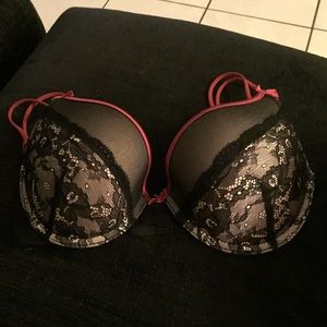 Jessica Simpson bra for sale 🌸