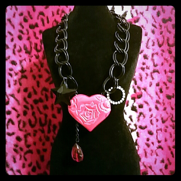 Betsey Johnson Huge Carved Heart Necklace
