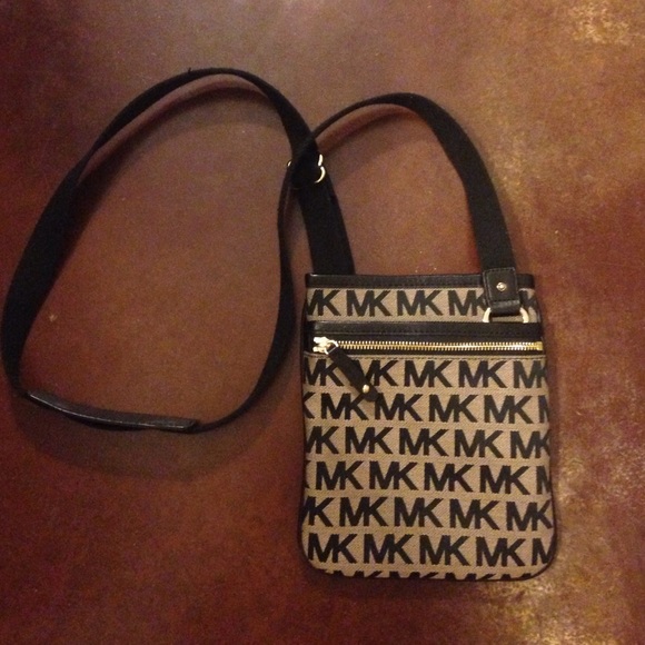 Michael Kors Crossbody