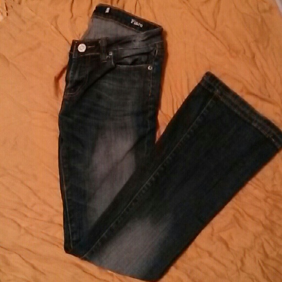 *BFS*Vigoss Flare Jean Medium dark wash