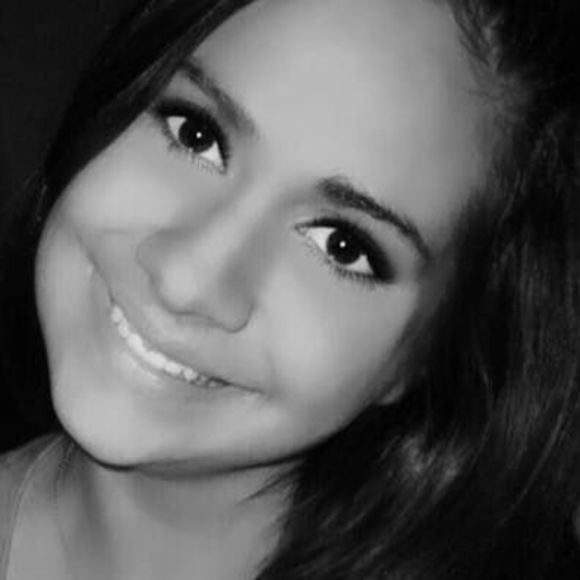 Meet your Posher, Elena - Picture 1 of 1