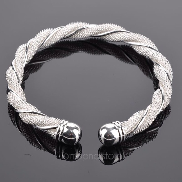 925 Sterling Silver cuff bangle