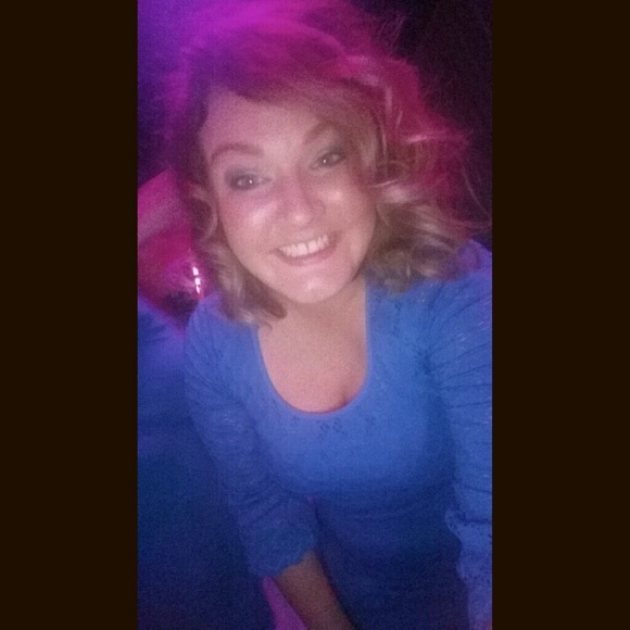 Meet your Posher, Sayde - Picture 2 of 2