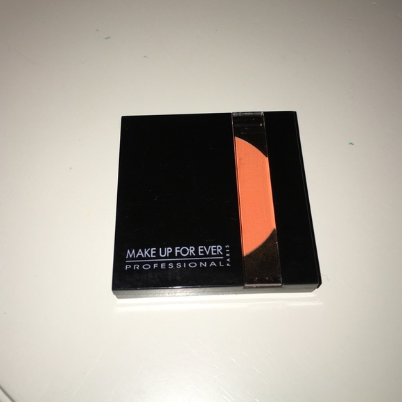 Makeup Forever eyeshadow