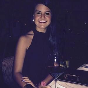 Meet your Posher, Adriana