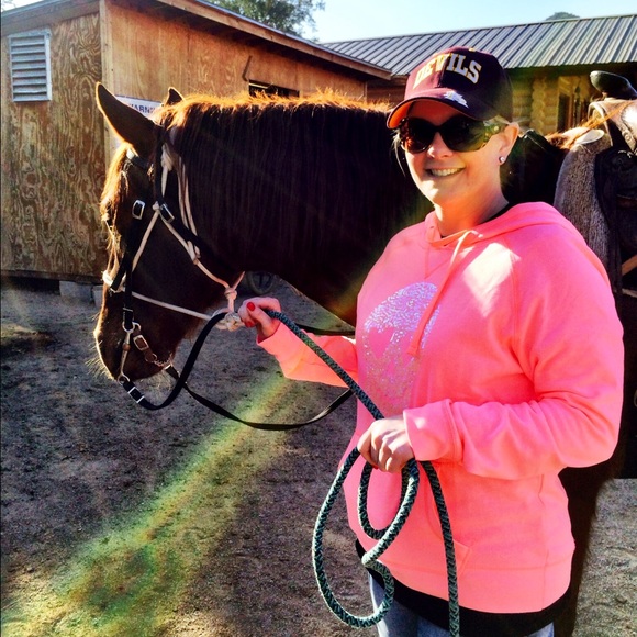 Meet your Posher, Misha - Picture 3 of 4