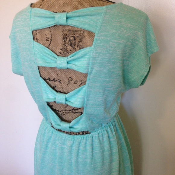AQUA Knotted Back Jersey Dress - Picture 4 of 5