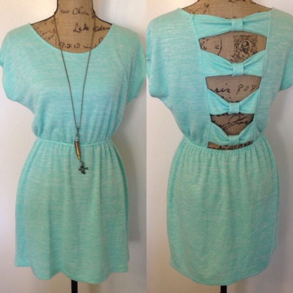 AQUA Knotted Back Jersey Dress - Picture 5 of 5