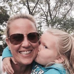 Meet your Posher, Renae