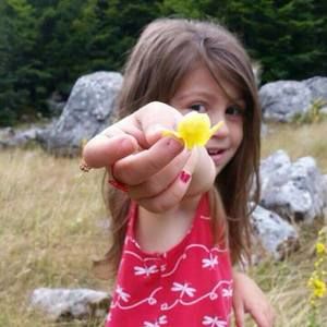 Meet your Posher, Muna