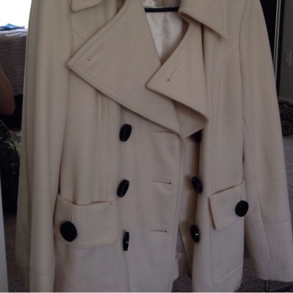 Wool Coat - Picture 3 of 3