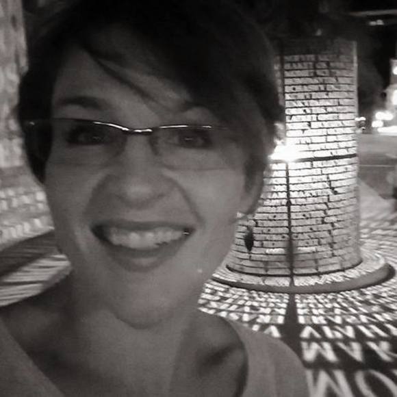 Meet your Posher, Mallory