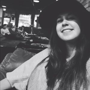 Meet your Posher, Sierra