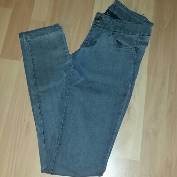 Gray Skinny Jeans - Picture 4 of 4