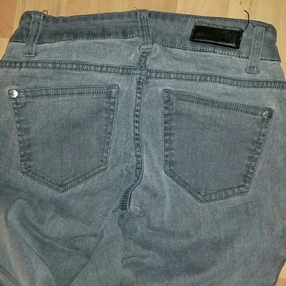 Gray Skinny Jeans - Picture 3 of 4