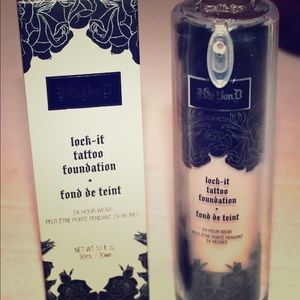 ISO KAT VON D & NAKED PALETTE