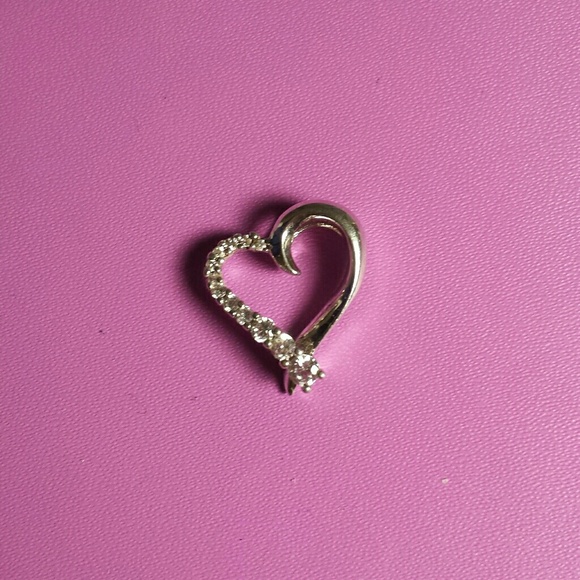 Heart pendant
