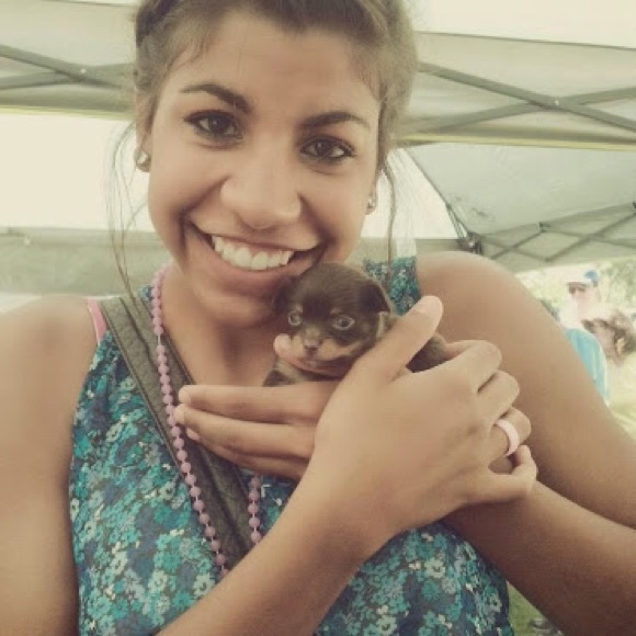 Meet your Posher, Samantha - Picture 3 of 3