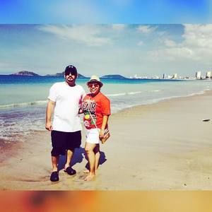 Meet your Posher, Vane-luis