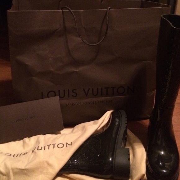 Louis Vuitton Rain Boots 425$ FIRM