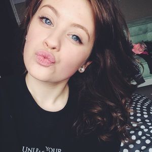 Meet your Posher, Madi