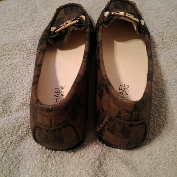 Michael Kors - Picture 3 of 3