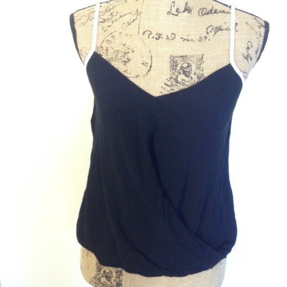 ❌SOLD IN BUNDLE❌Ella Moss "Stella" Black Tank Top - Picture 2 of 4