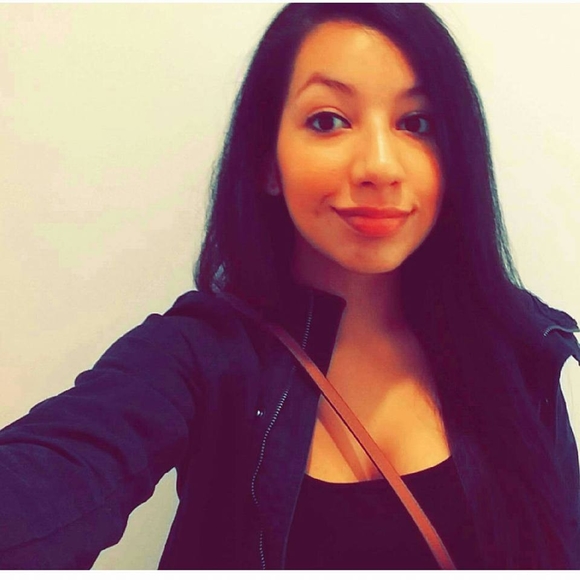 Meet your Posher, Bianka - Picture 1 of 1