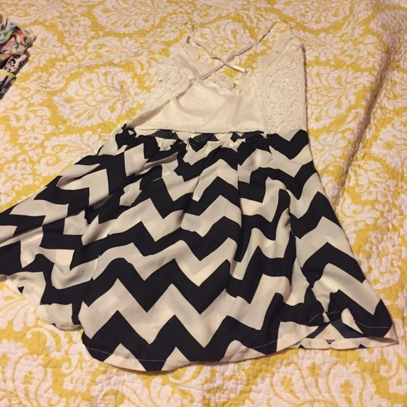 Romper - Picture 2 of 2