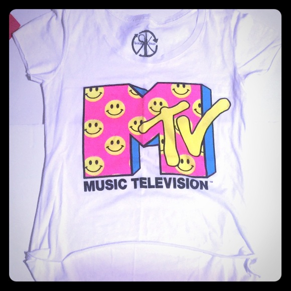 SOLD ON ETSY!!!!!Mtv new white top