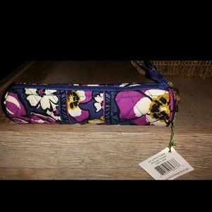 SOLD IN BUNDLE  SOLD IN BUNDLE