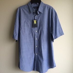 Men's Roundtree & Yorke dress shirt