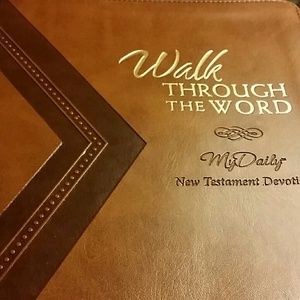 Meet your Posher, Cecelia