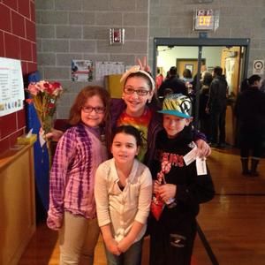 Meet your Posher, Kim