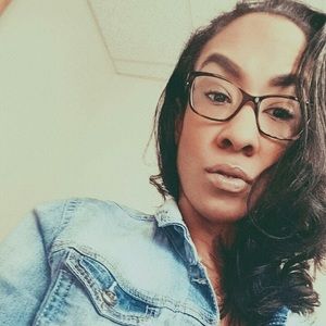 Meet your Posher, Sheena