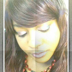 Meet your Posher, Latoya