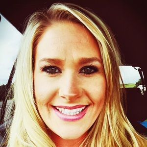 Meet your Posher, Emmie