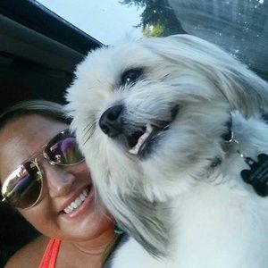 Meet your Posher, Thyra