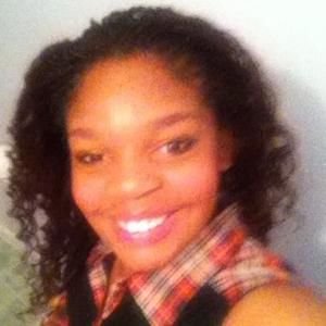 Meet your Posher, Maya