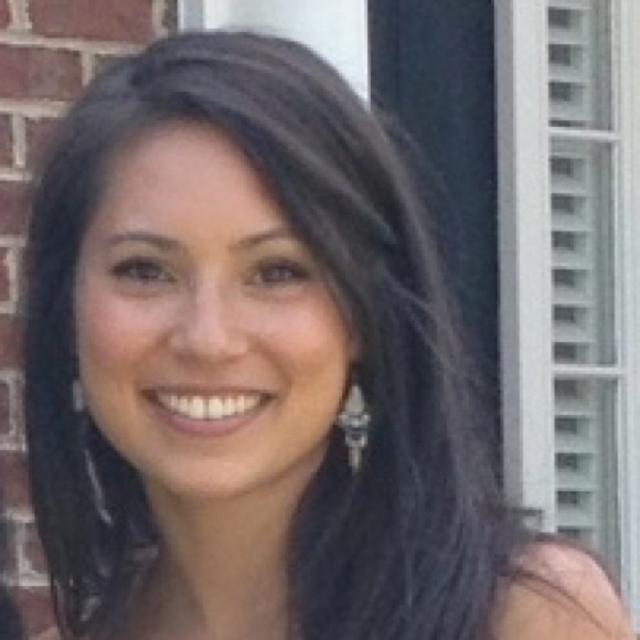 Meet your Posher, Lauren