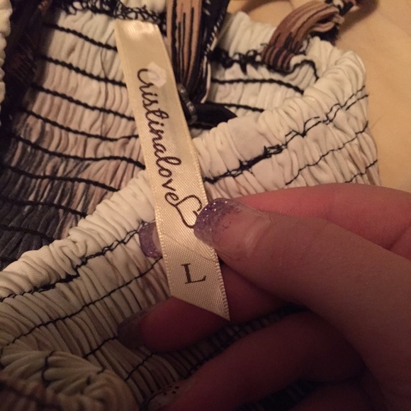 Dress - Picture 2 of 2