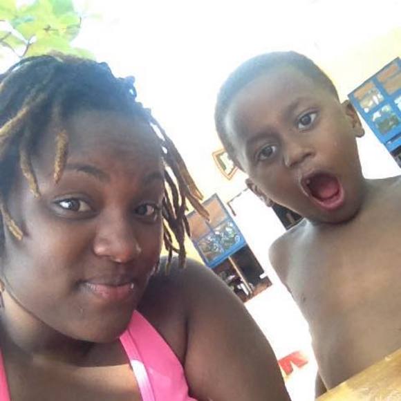 Meet your Posher, Shanaye