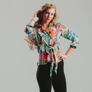 ❌sold Vintage Pucci esque colorful blouse silk top