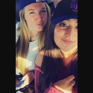 Meet your Posher, Laura