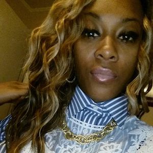 Meet your Posher, Layla