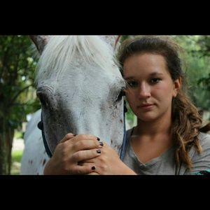 Meet your Posher, Savannah