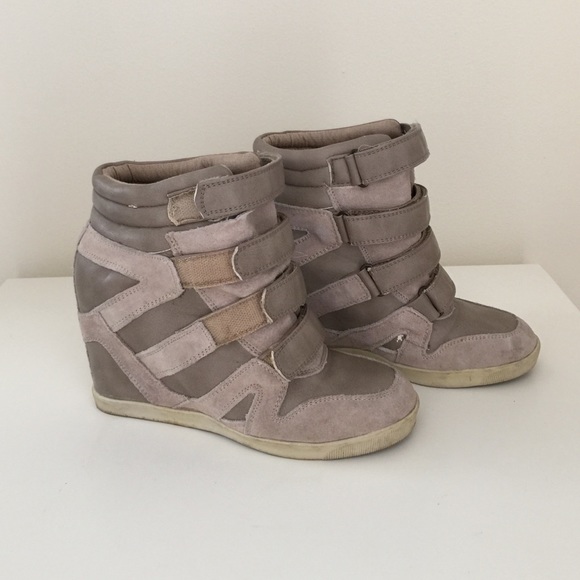 BDG Quarter-Strap High Top Sneakers