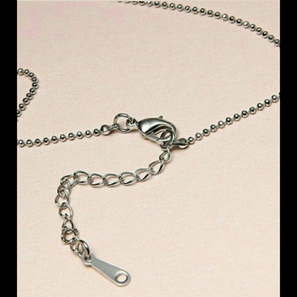 18k White Gold Plated CZ Crystal Necklace New - Picture 2 of 2