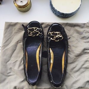 Patent leather ballerina flats