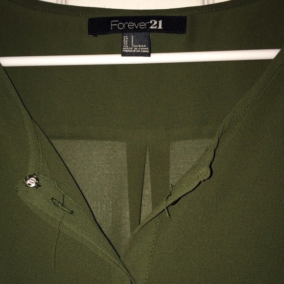 Forest green Forever 21 blouse - Picture 4 of 4